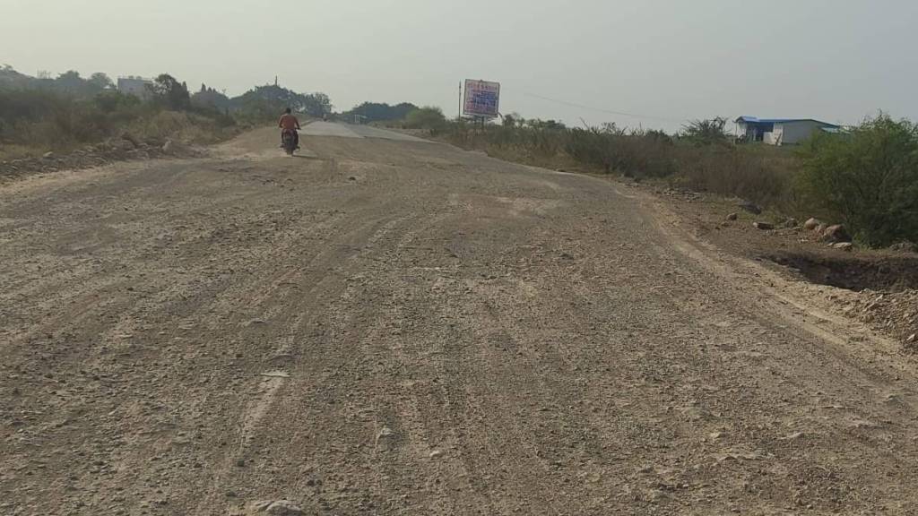 jamkhed Road work worth Rs 399 crore stalled for three years karjat news
