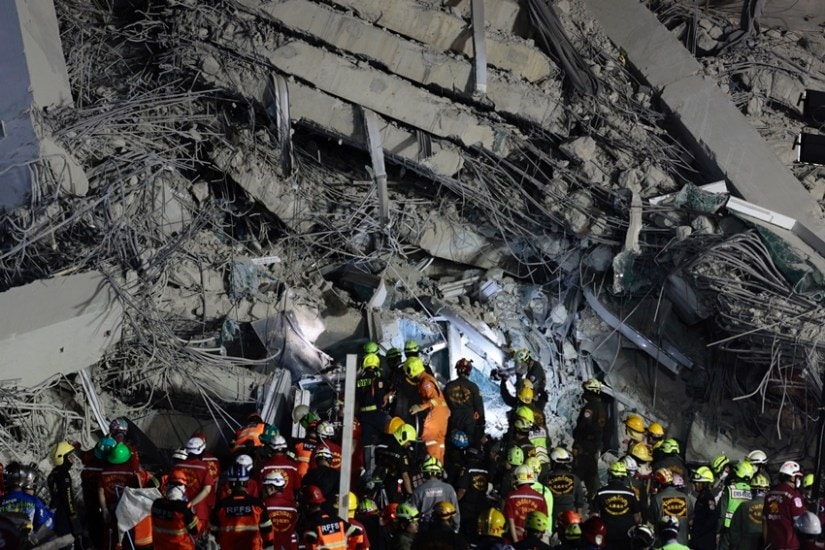 Worst Earthquake in Years Leaves Cities in Ruins