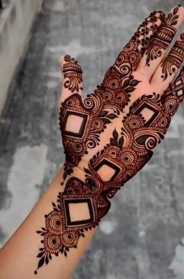 Best Henna Designs for Eid