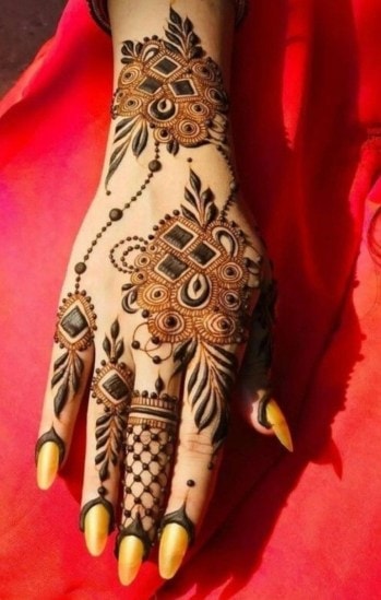 Easy Mehndi Designs for Beginners