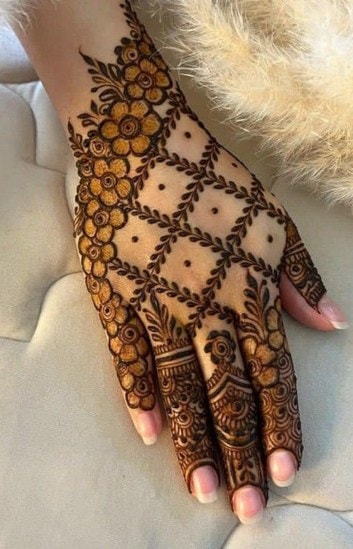 Mehndi for Eid celebration