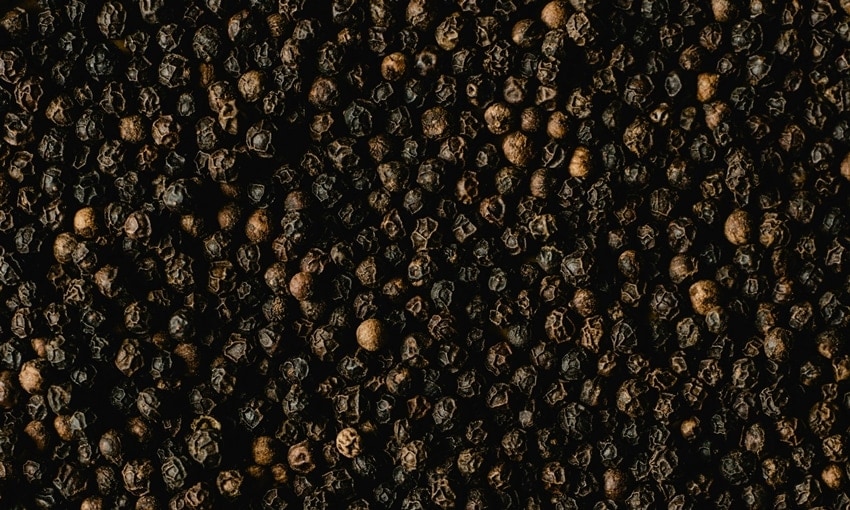 Natural remedies with black pepper