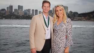 Steve Smith Family, Wife, Children and Sister