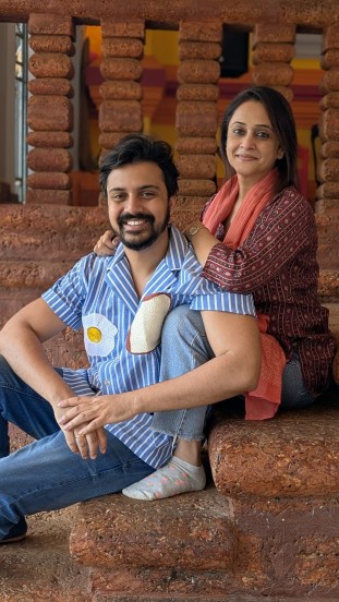 mrinal kulkarni shares lovely bond with daughter in law shivani rangole