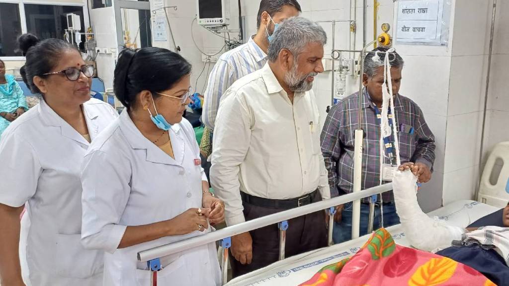 Risky surgery on a young boy with broken wrist and elbow bones successful at Thane District Hospital