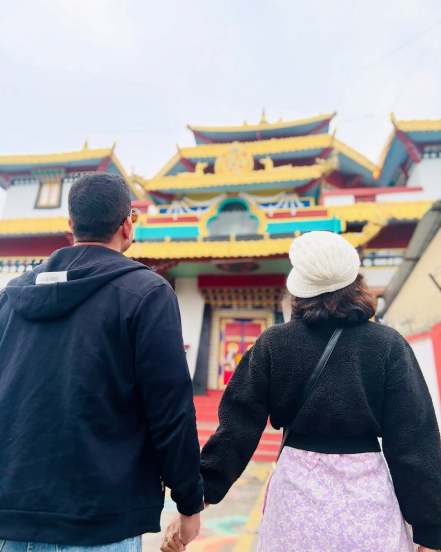 Abhidnya Bhave Mehul Pai Darjeeling Vacation