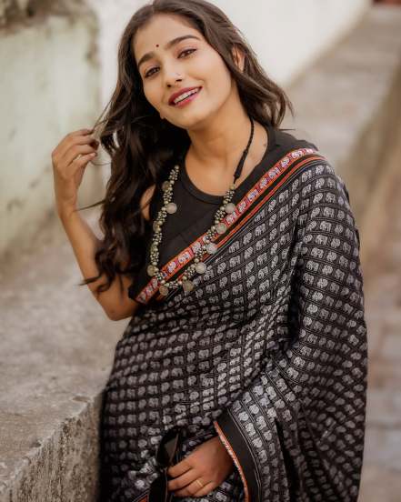 Asmita Deshmukh Haathi Khun Saree