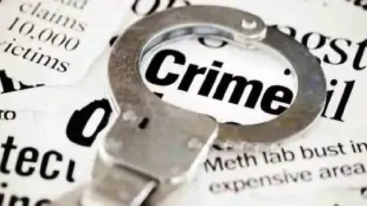 police arrested uttar pradesh accused who reached mumbai by plane for ...