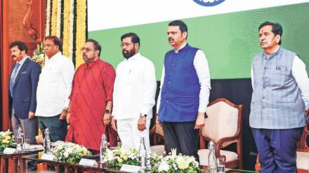 Devendra Fadnavis opinion on misuse of right to information act