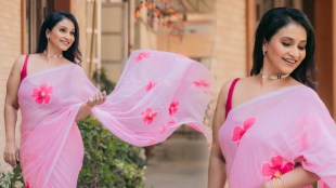 Dipti Ketkar Pink Cotton Saree Look