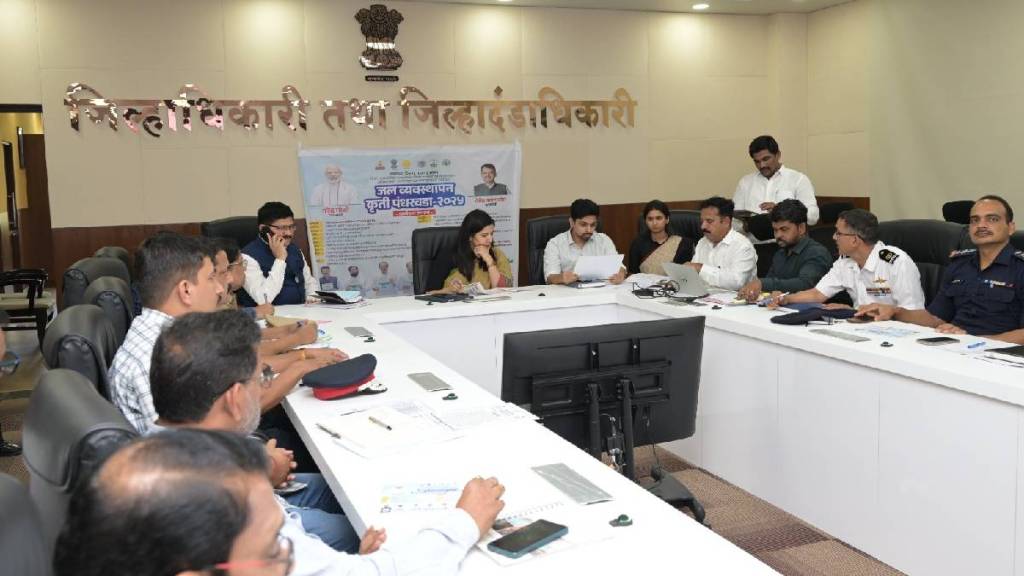 view of the monsoon Indurani Jakhar convened a meeting of all the stakeholders related to the District Disaster Management Authority