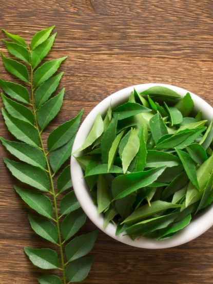 Boost Hair Growth & Stop Hair Fall Naturally with These 10 Benefits of Curry Leaves