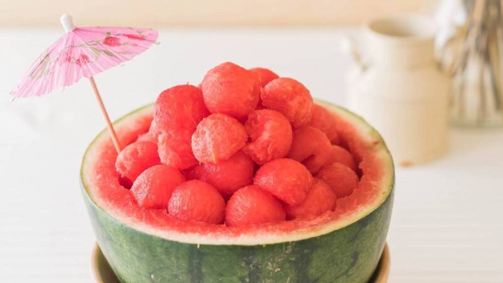 How To Eat Watermelon In summer