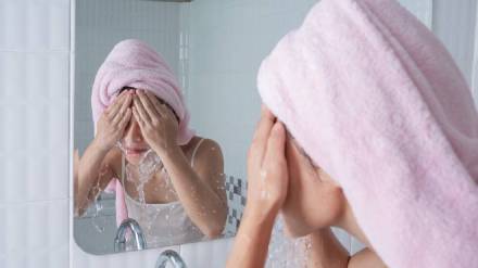 How to Wash Your Face In Right Way