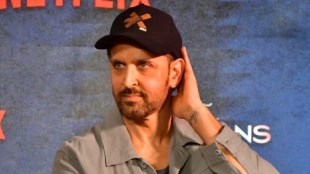Hrithik Roshan fan paid lakhs of rupees to meet but he was thrown off the stage shared mismanagement post America event