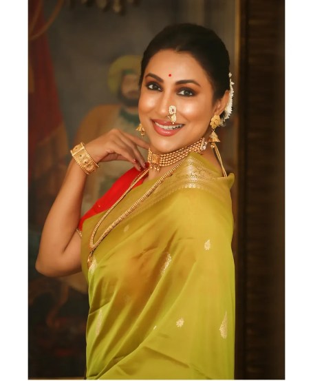 Kranti Redkar Wankhede Saree Photoshoot