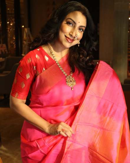 Kranti Redkar Wankhede Saree Photoshoot