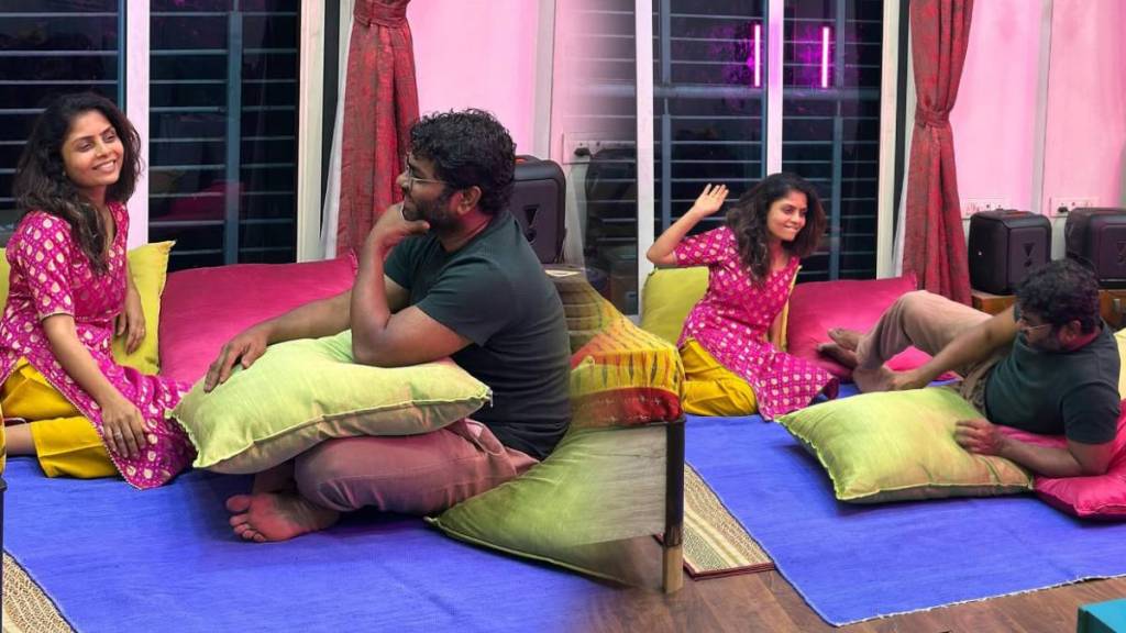 Marathi actor Kushal Badrike wish to wife sunayana for wedding anniversary Marathi actor Kushal Badrike wish to wife sunayana for wedding anniversary