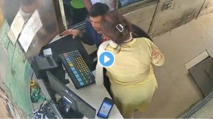 Woman Slaps toll worker 7 times in 4 Seconds over FASTag issue video goes viral