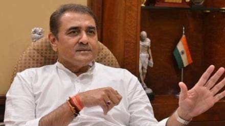 Praful Patel demand to the Railway Minister regarding the stoppage of the express on the Gondia Ballarshah railway line