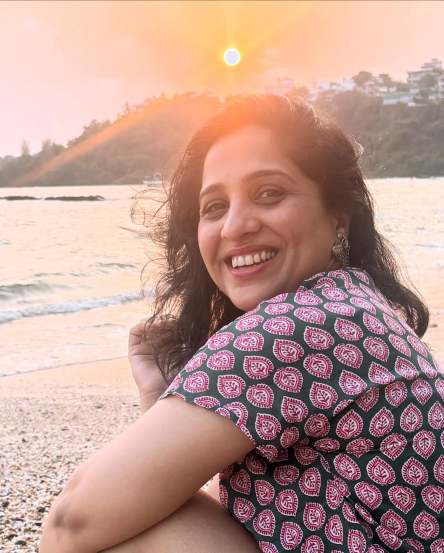 Madhurani Gokhale Goa Vacation