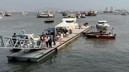 charge for Mumbai - Mandwa Rs 1000 Arbitrary increase in ticket prices at Gateway of India