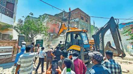 Nagpur Municipal Corporation apologizes for bulldozer action