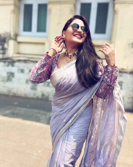 Namrata Sambherao Brown Cotton Saree Look