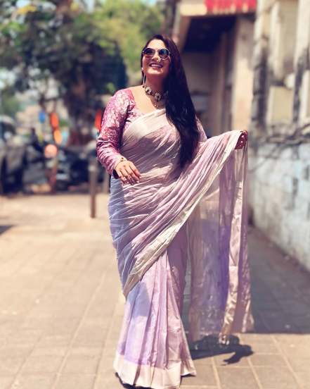 Namrata Sambherao Brown Cotton Saree Look