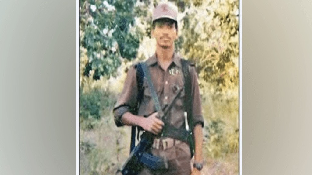 Who is Hidma, the Naxal commander hiding on a hill surrounded by ten thousand soldiers in Karegutta hill area on the Chhattisgarh-Telangana border