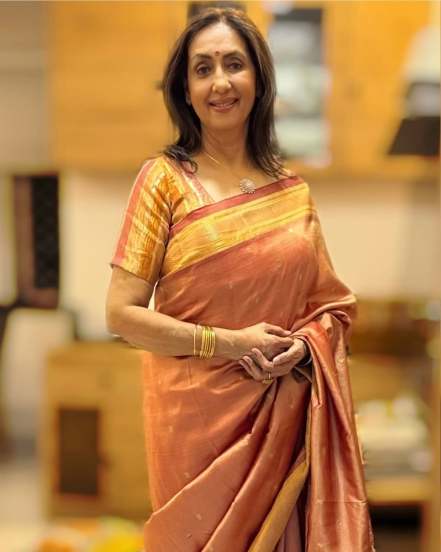 Neena Kulkarni Black Cotton Paithani Saree