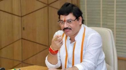 Dhananjay Munde reveals media trial trauma and caste attacks in emotional Vanjari event speech at thane