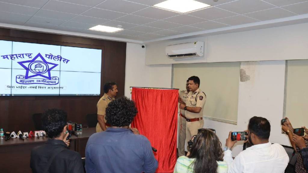 Citizens can use qr code system to record experience of police station and feedback for police improvements