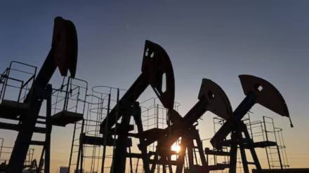 Crude oil , barrel , Crude oil price, loksatta news,