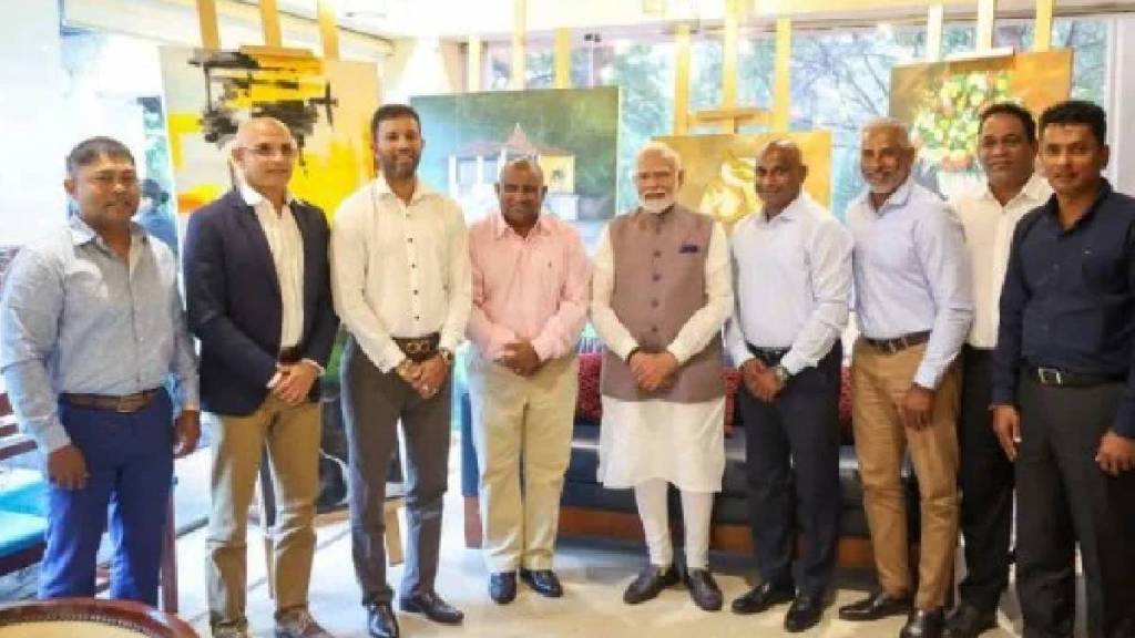 पंतप्रधान नरेंद्र मोदींना सनथ जयसुर्याचं साकडं, (फोटो-इंडियएन एक्स्प्रेस)