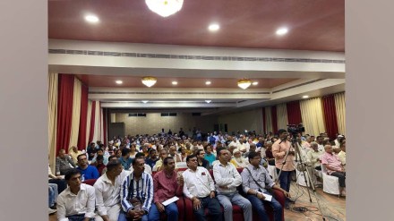 motilal nagar residents demand cancellation of 2021 decision seek 2400 sq ft homes