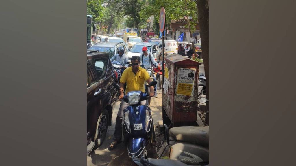demolition on dombivli wests busiest road causes major traffic congestion during daytime demolition on dombivli wests busiest road causes major traffic congestion during daytime