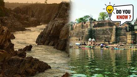 Why does Narmada river flow in the opposite direction Why does Narmada river flow in the opposite direction