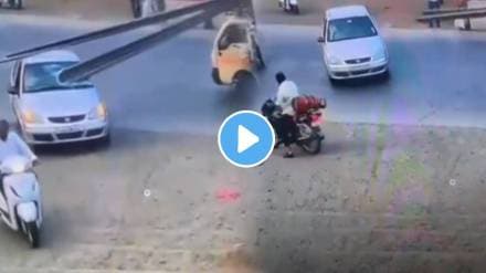 Pune accident video Iron Rods Crashed Into A Car On The Pune Bengaluru Highway Video Goes Viral