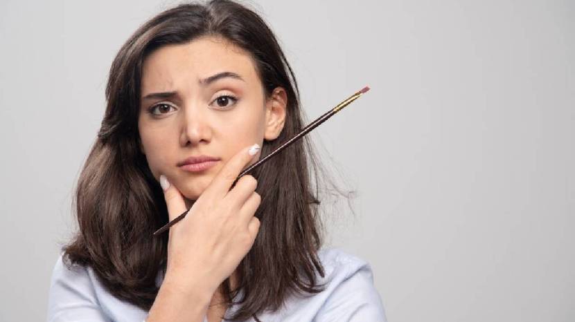 How to Do Your Eyebrows