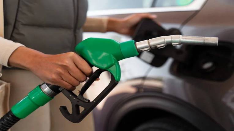 Petrol Diesel Price Today: आठवड्याच्या सुरुवातीला पेट्रोल डिझेल स्वस्त की महाग? जाणून घ्या तुमच्या शहरातील दर