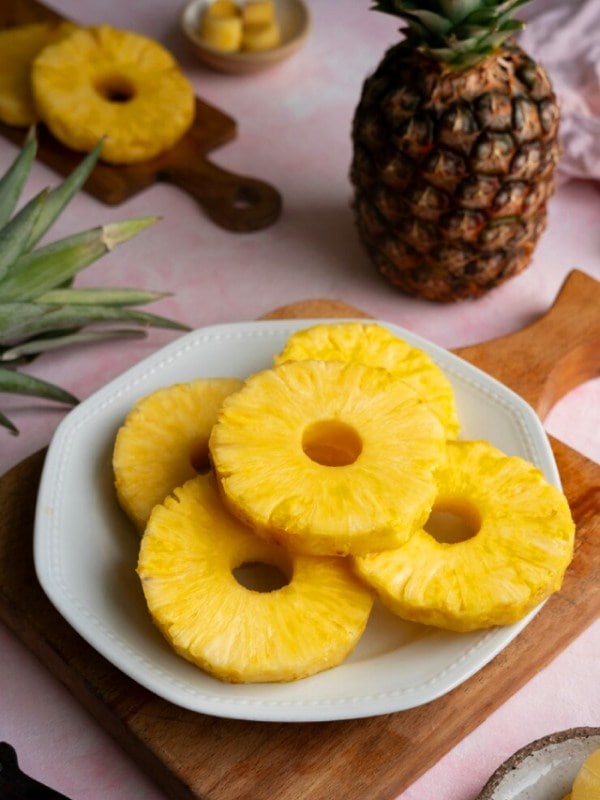 Pineapple Eating Important Tips