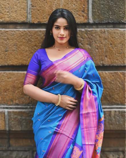Prapti Redkar Purple Narayanpeth Saree