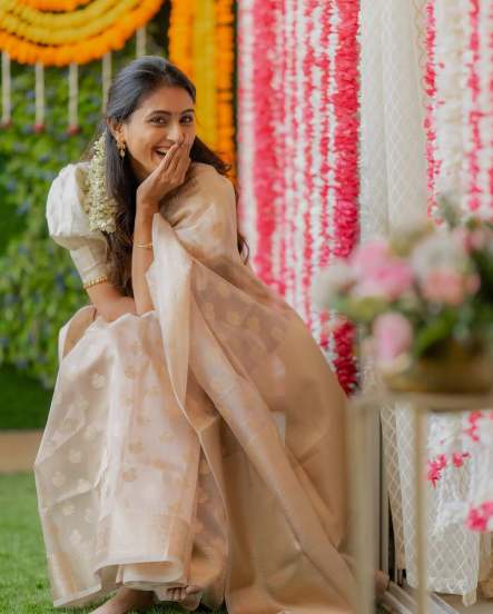 Reshma Shinde Saree Look Photoshoot