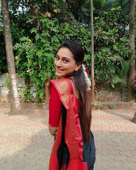 Reshma Shinde Saree Look Photoshoot