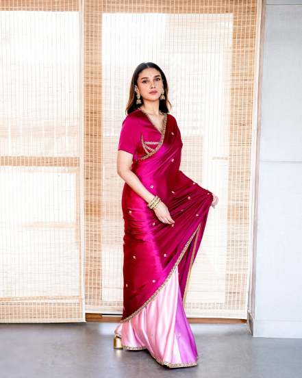 Aditi rao hydari in pink saree 