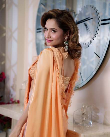 Ankita lokhande hot in orange saree