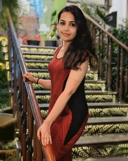 Shivani Rangole Kulkarni White Crop Top Look