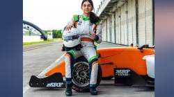 श्रिया लोहिया… भारतातील पहिली महिला फॉर्म्युला ४ रेसर