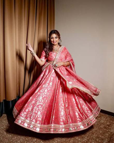 Shreya Ghoshal shares stunning photos in a pink lehenga to wish fans Shubho Nobo Borsho